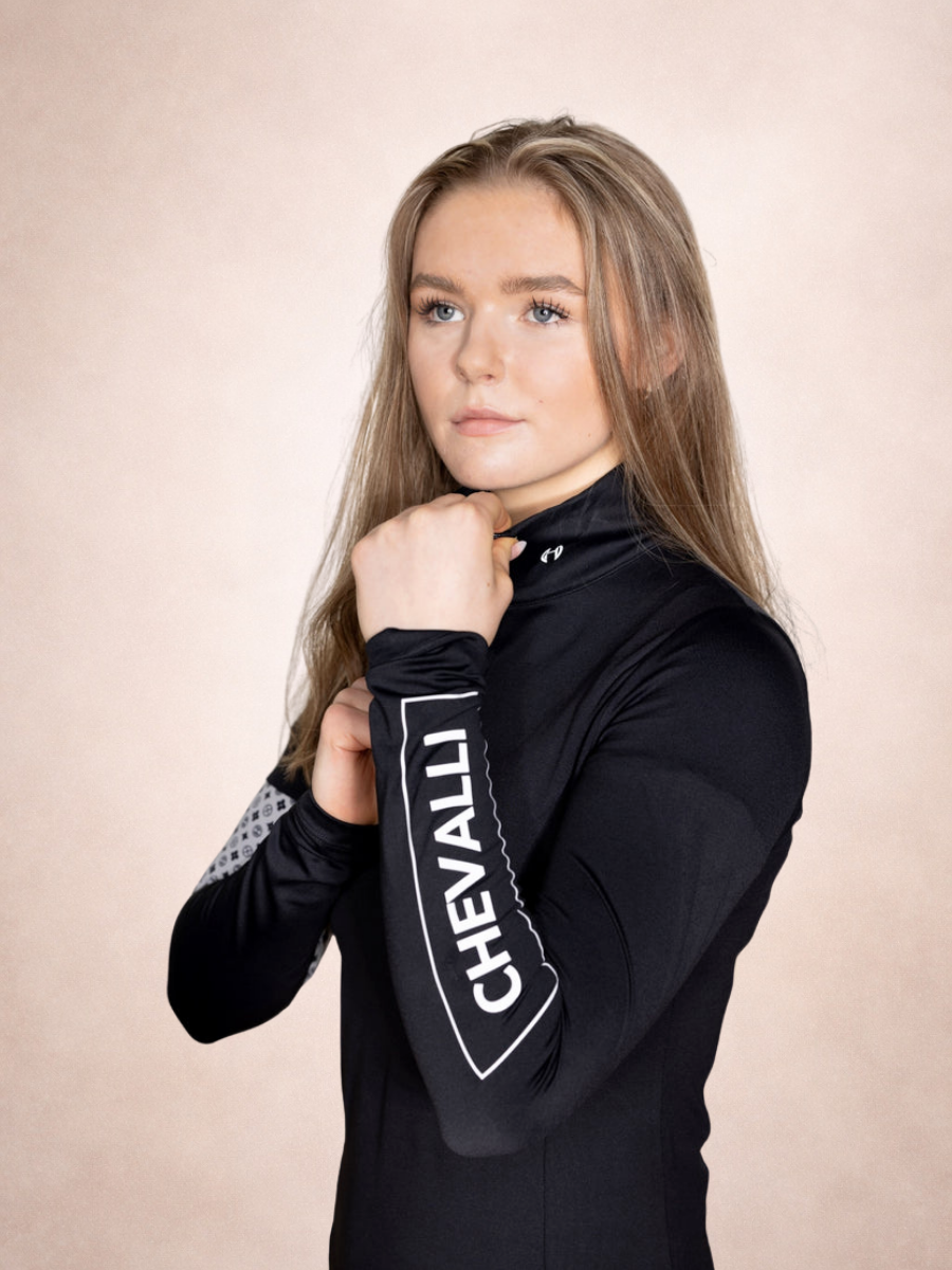 Sara training shirt